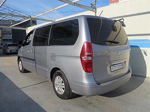 HYUNDAI Starex - Vista 8