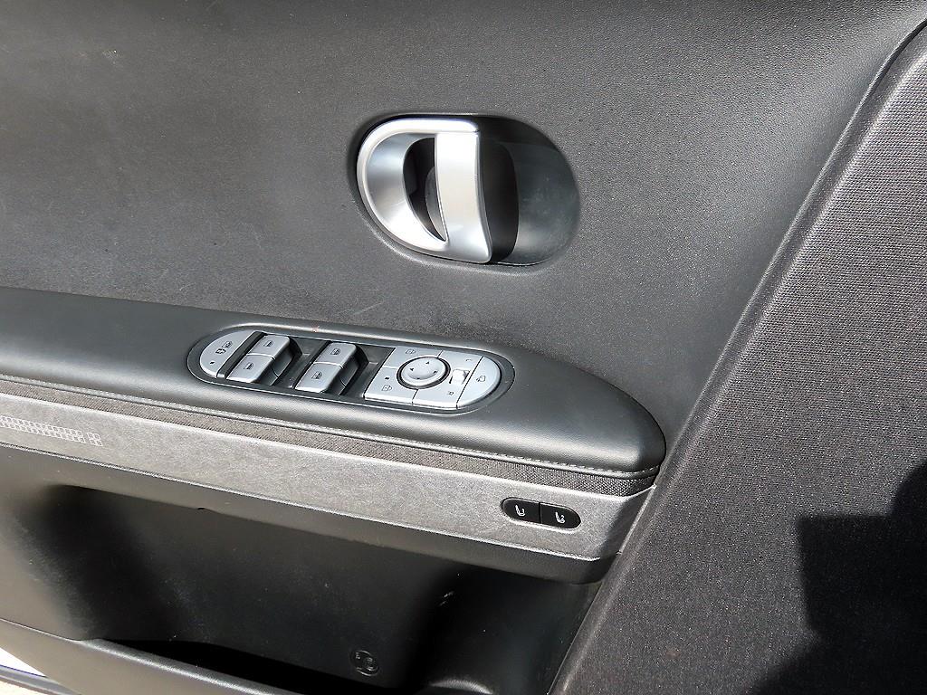 HYUNDAI Ioniq 5 - Vista 12