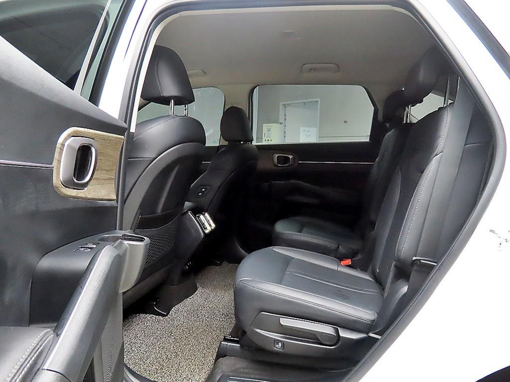 KIA Sorento - Vista 6