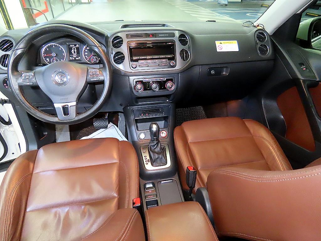 Volkswagen Tiguan - Vista 10