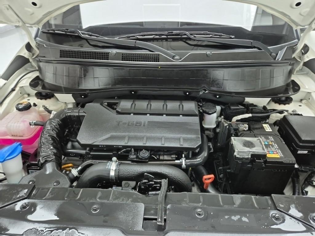 HYUNDAI Casper - Vista 5