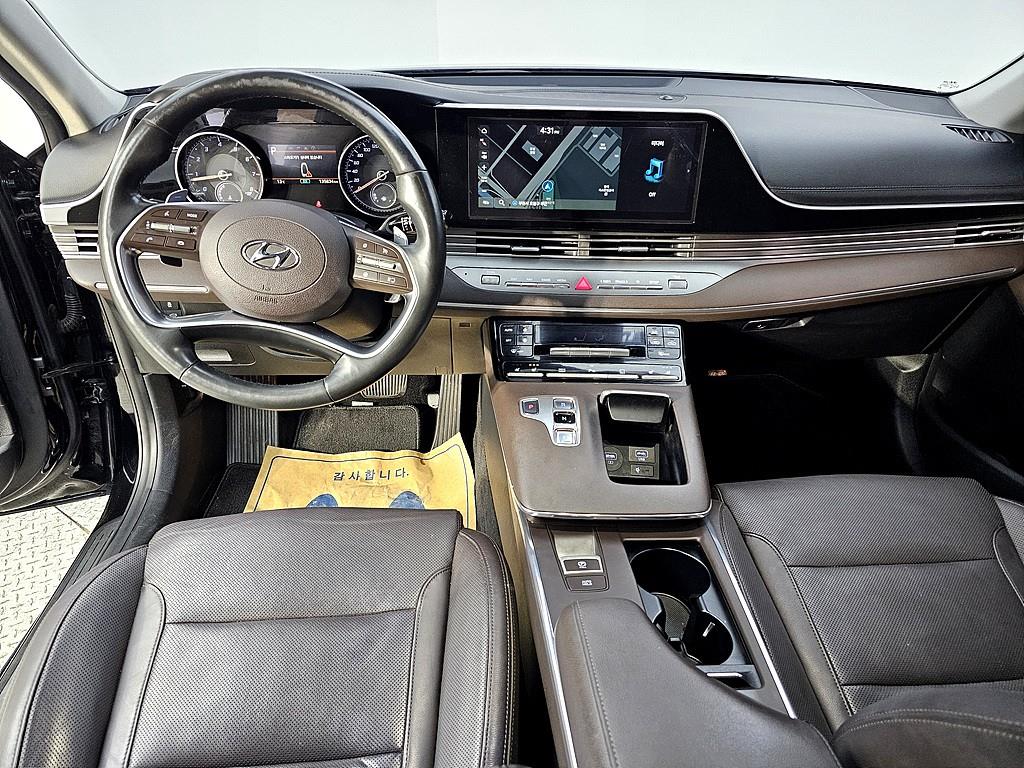 HYUNDAI Grandeur - Vista 5