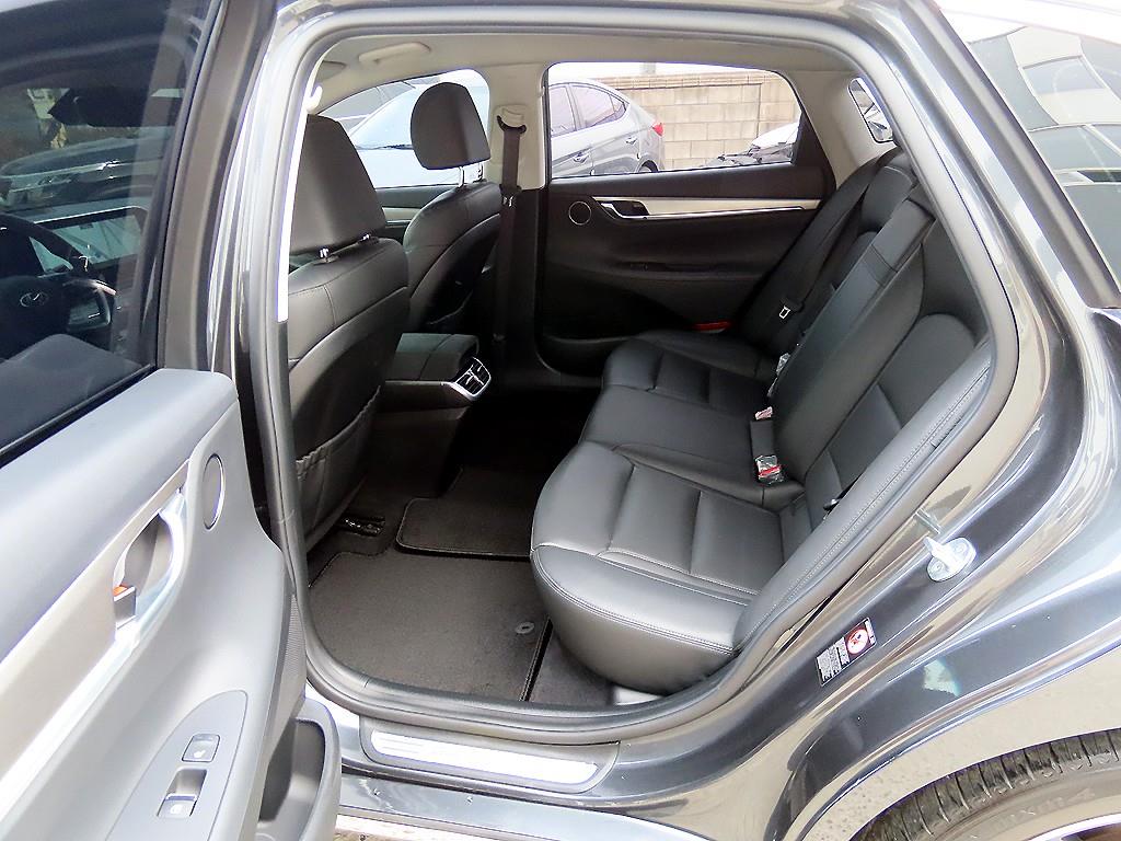 HYUNDAI Grandeur - Vista 6