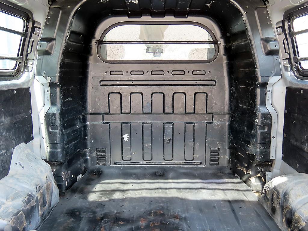 HYUNDAI Starex 2012 Gris - Importación desde Corea - HF Imports Iquique - Foto 17