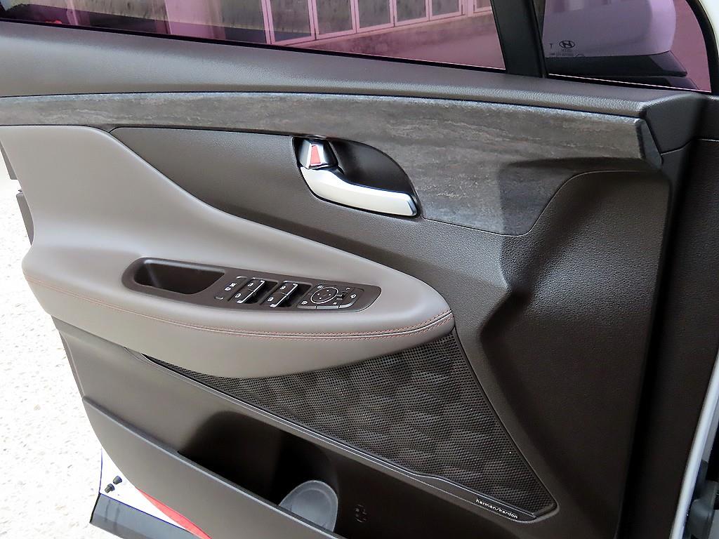 HYUNDAI Santa Fe - Vista 11