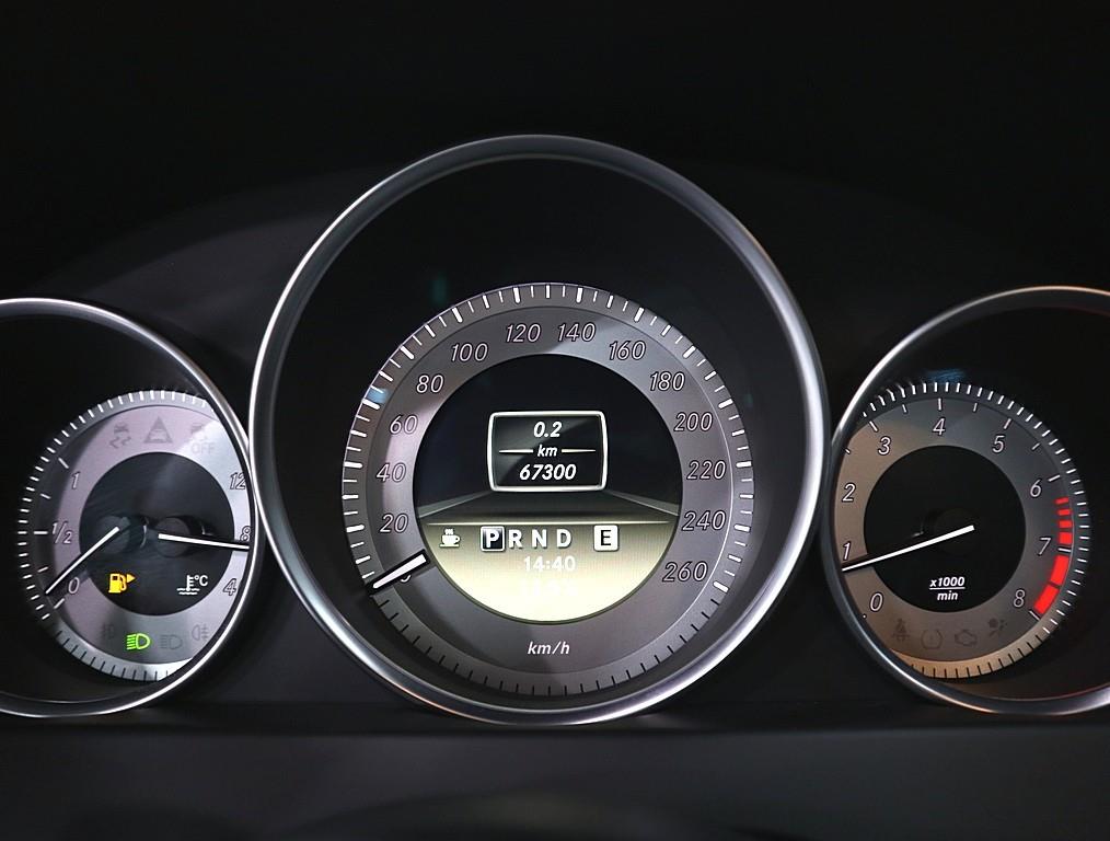 Mercedes Benz C Class - Vista 7