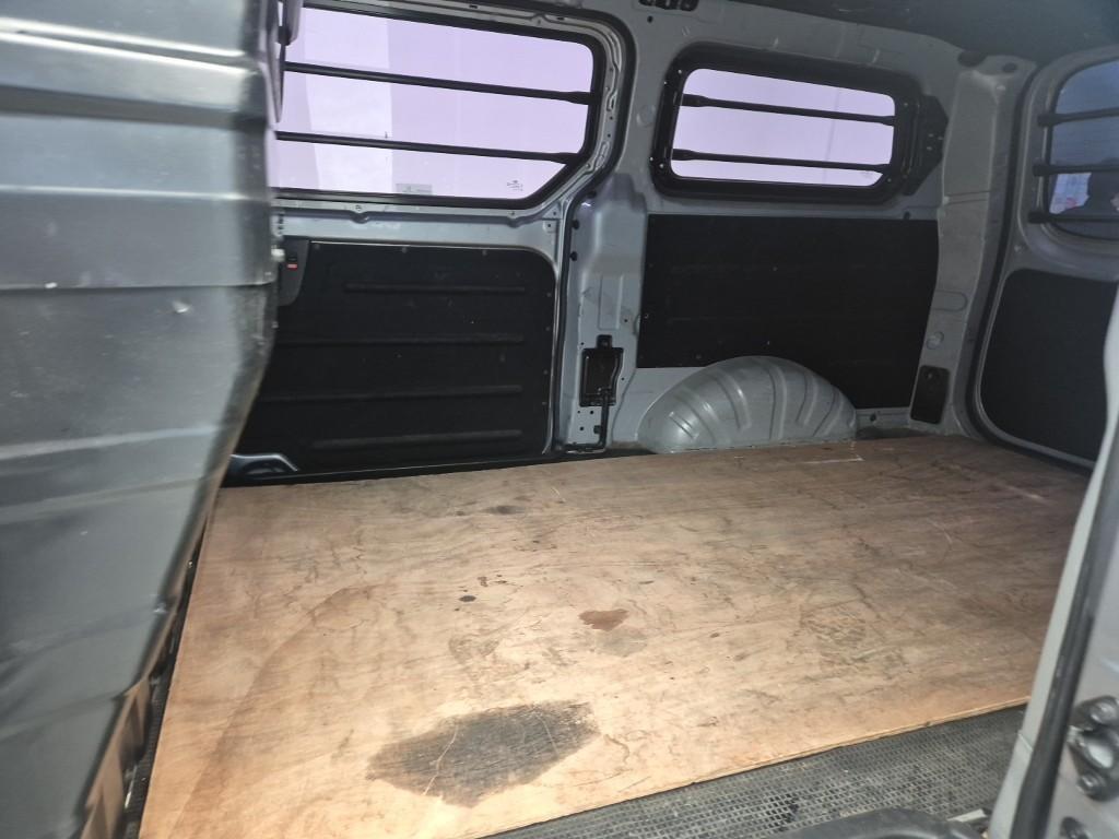 HYUNDAI Starex 2018 Gris - Importación desde Corea - HF Imports Iquique - Foto 17