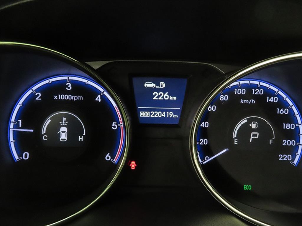 HYUNDAI Tucson - Vista 9