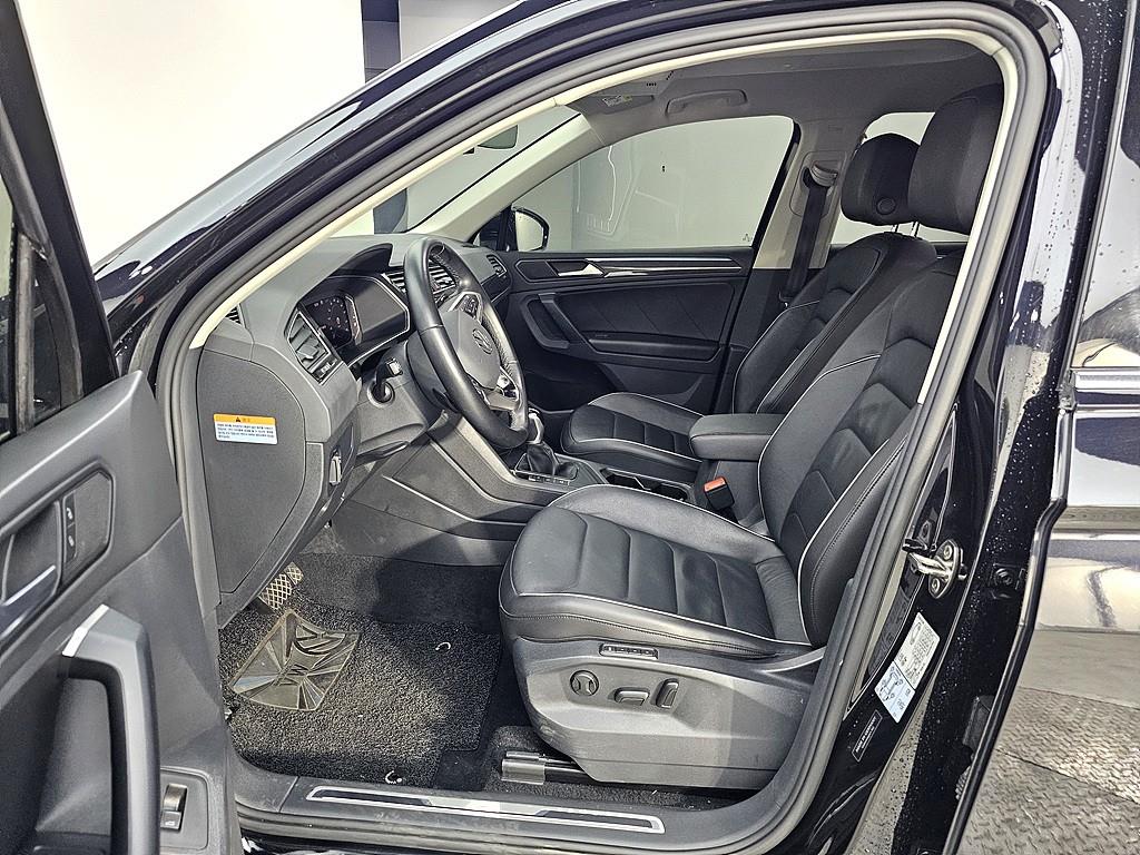 Volkswagen Tiguan - Vista 8