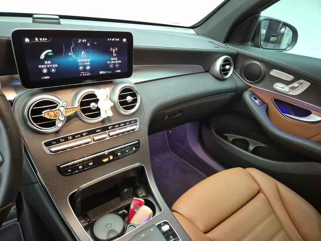 Mercedes Benz GLC Class 2023 Negro - Importación desde Corea - HF Imports Iquique - Foto 13