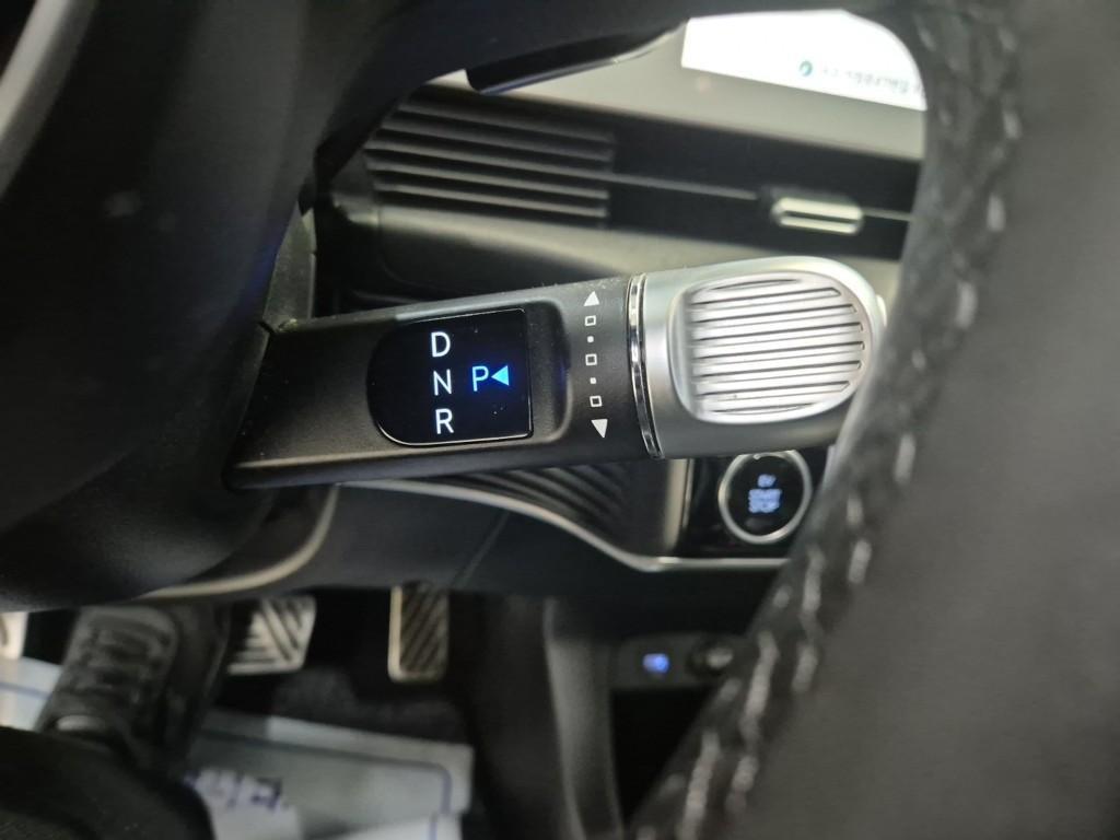 HYUNDAI Ioniq 5 - Vista 8