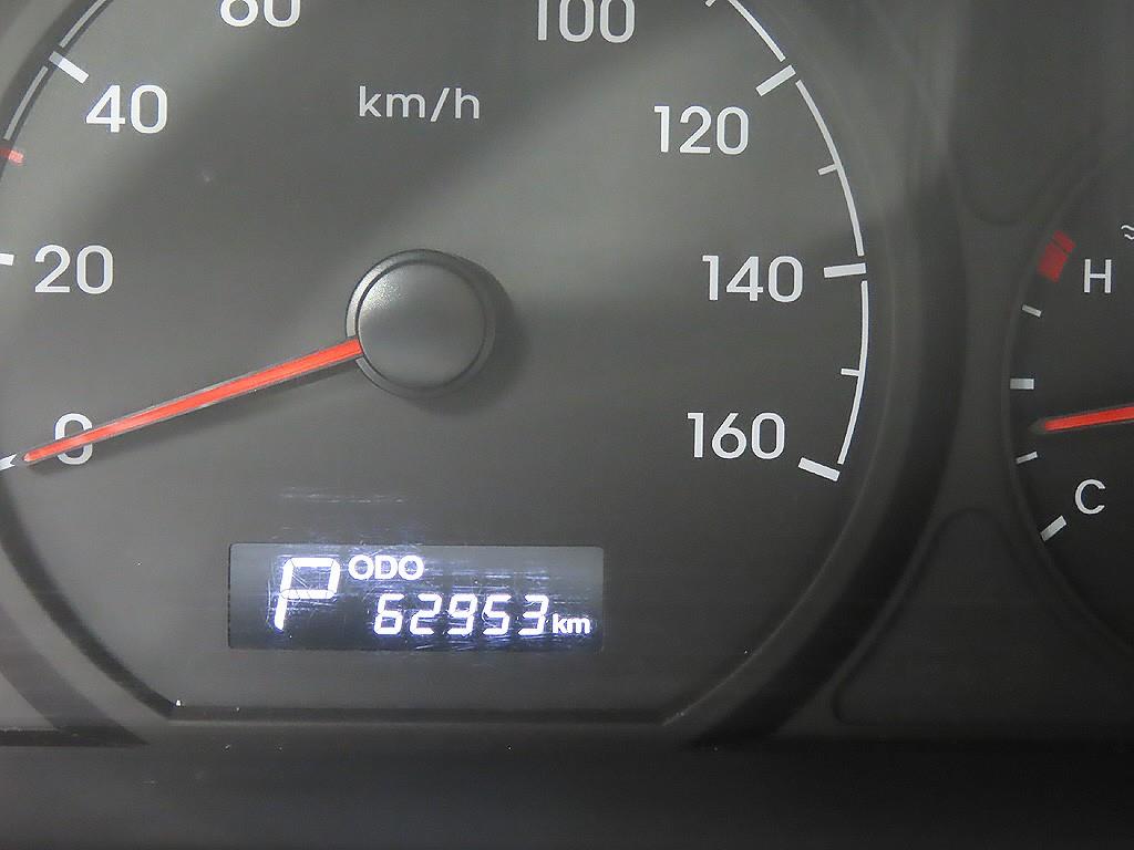 HYUNDAI Starex - Vista 11