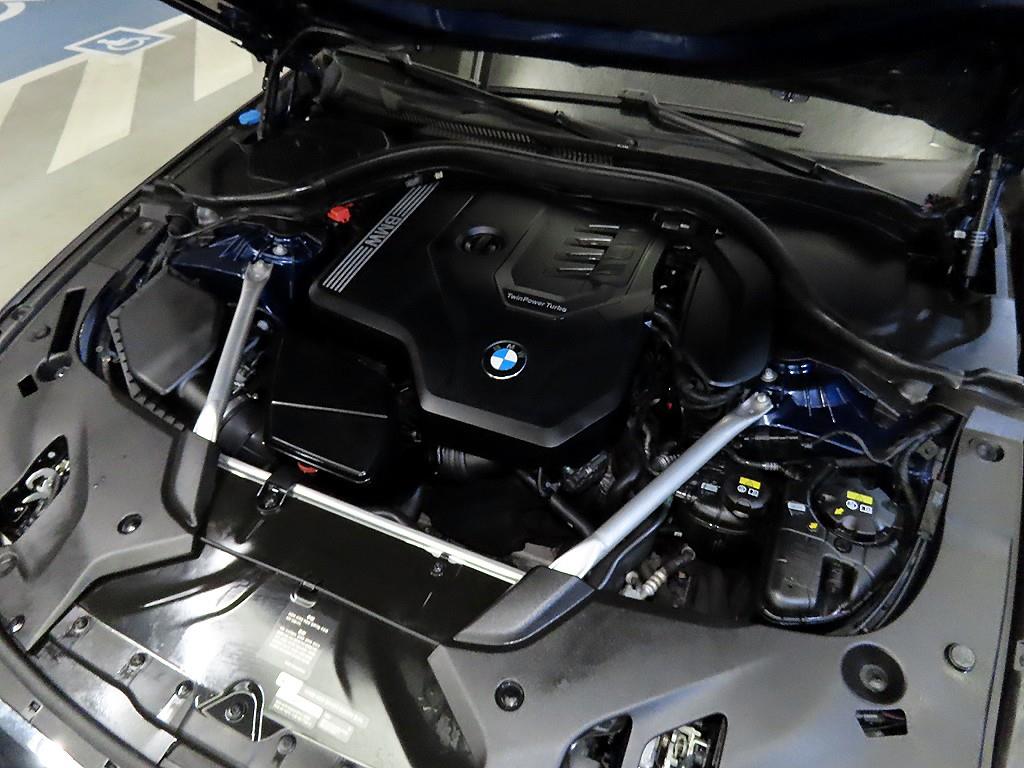 BMW 5 Series 2020 Azul - Importación desde Corea - HF Imports Iquique - Foto 19