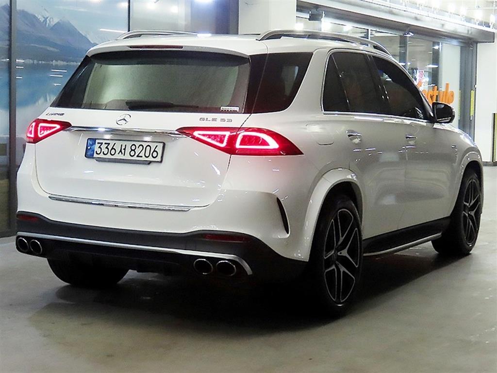 Mercedes Benz GLE Class - Vista 4