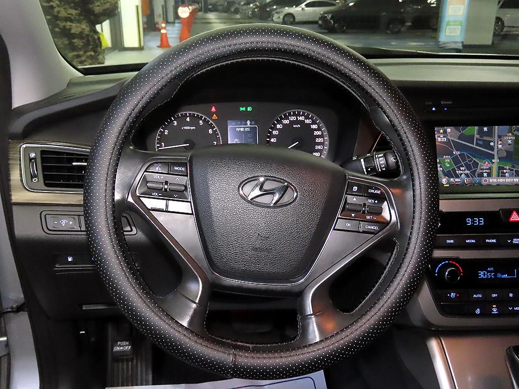 HYUNDAI Sonata - Vista 8