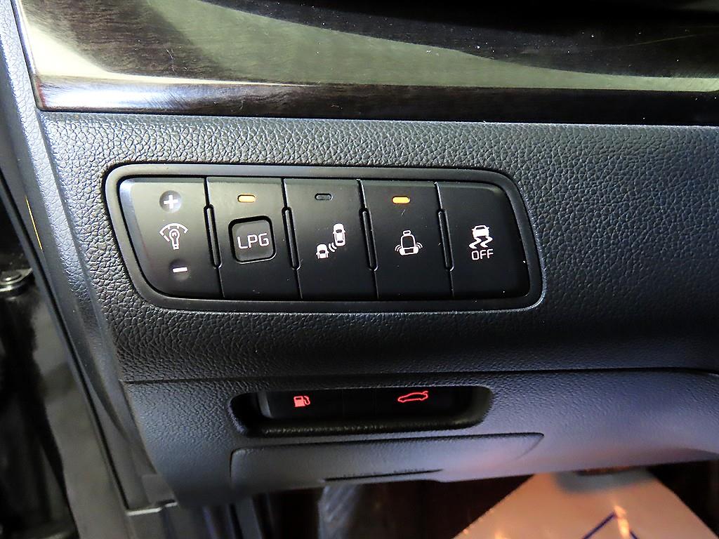 KIA K7 2013 Negro - Importación desde Corea - HF Imports Iquique - Foto 14