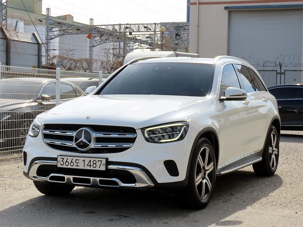Mercedes Benz GLC Class - Vista 2