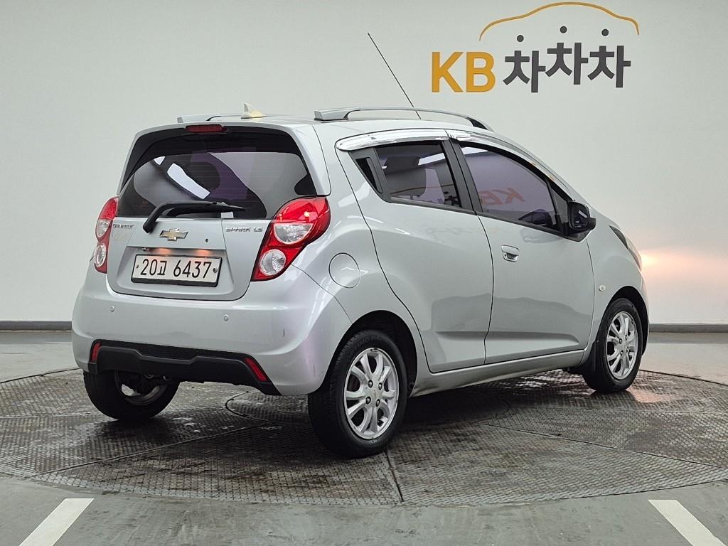 Chevrolet Spark - Vista 4