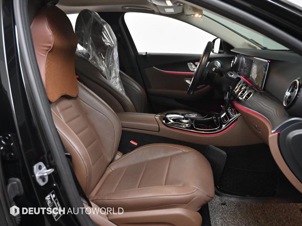 Mercedes Benz E class - Vista 10