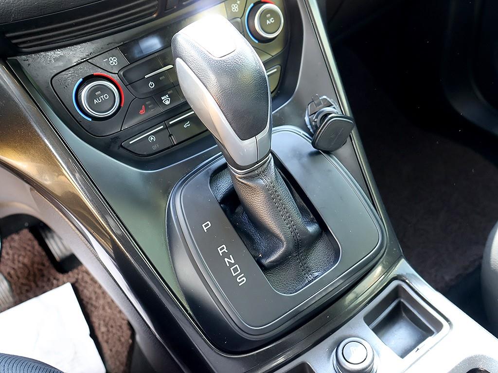 Ford Kuga 2017 Gris - Importación desde Corea - HF Imports Iquique - Foto 7