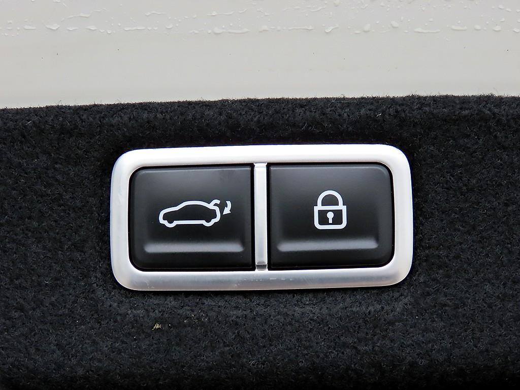 HYUNDAI Sonata 2024 Blanco - Importación desde Corea - HF Imports Iquique - Foto 18