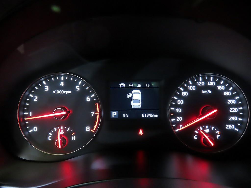 KIA K7 - Vista 9