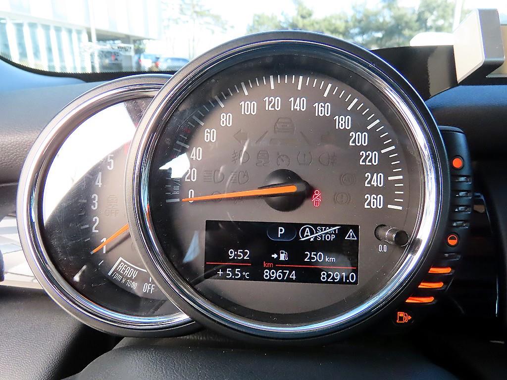 Mini Cooper - Vista 9