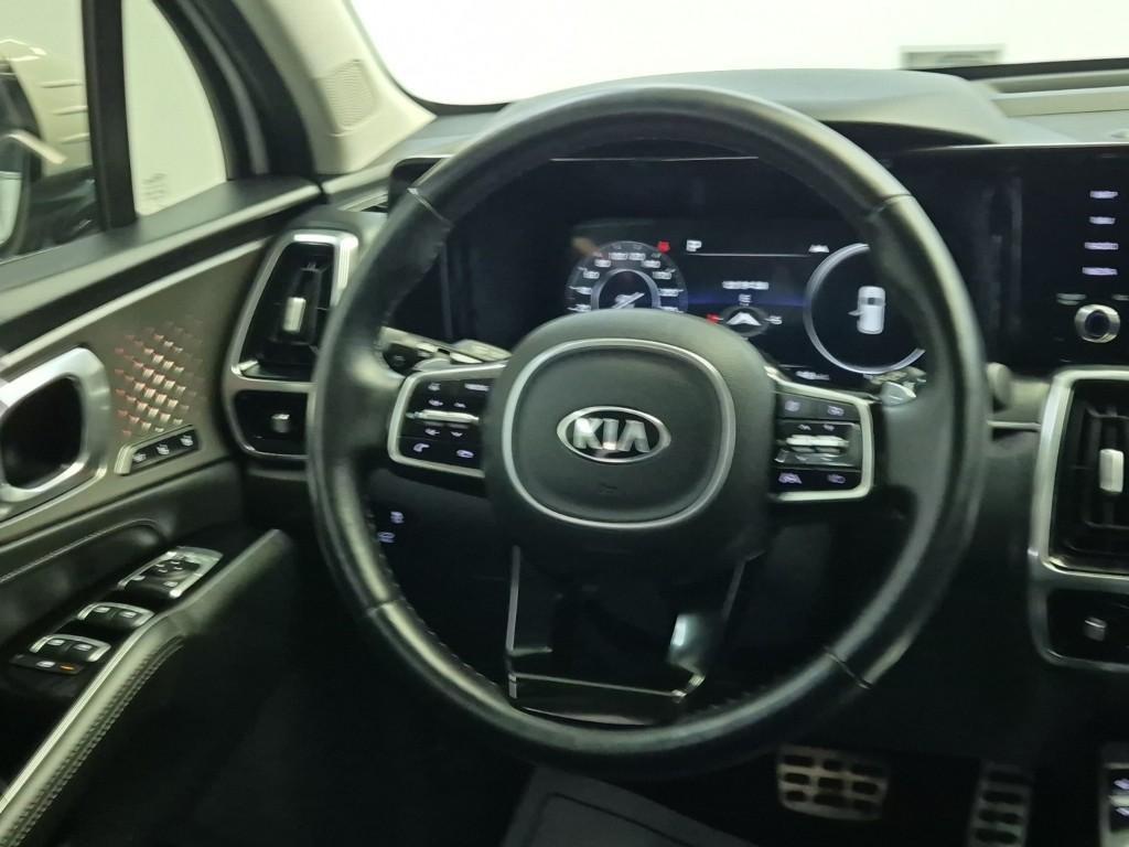 KIA Sorento - Vista 9