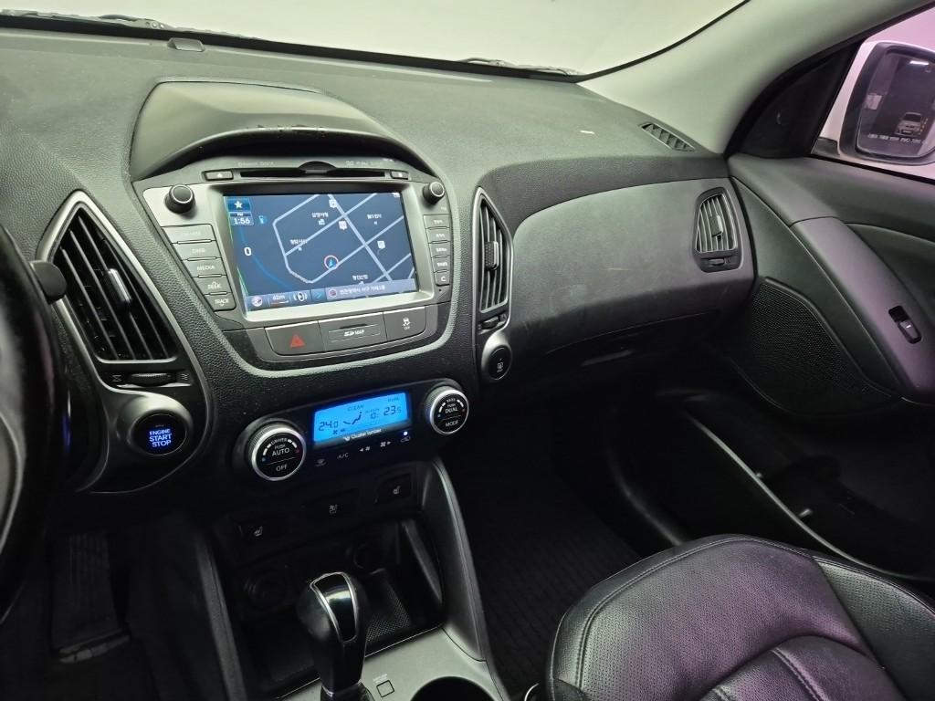 HYUNDAI Tucson - Vista 10