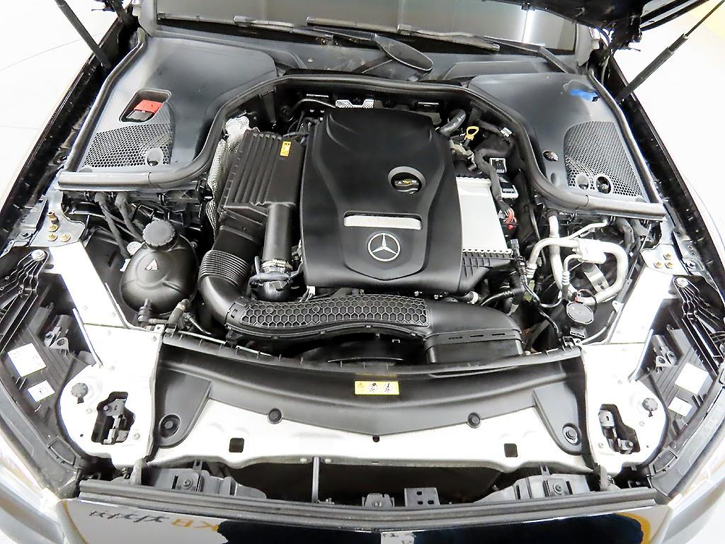 Mercedes Benz E class 2021 Negro - Importación desde Corea - HF Imports Iquique - Foto 19