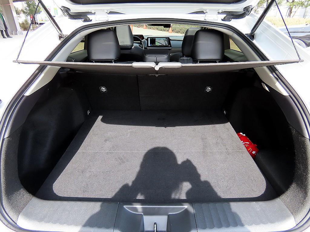 Toyota Prius 2024 Blanco - Importación desde Corea - HF Imports Iquique - Foto 18