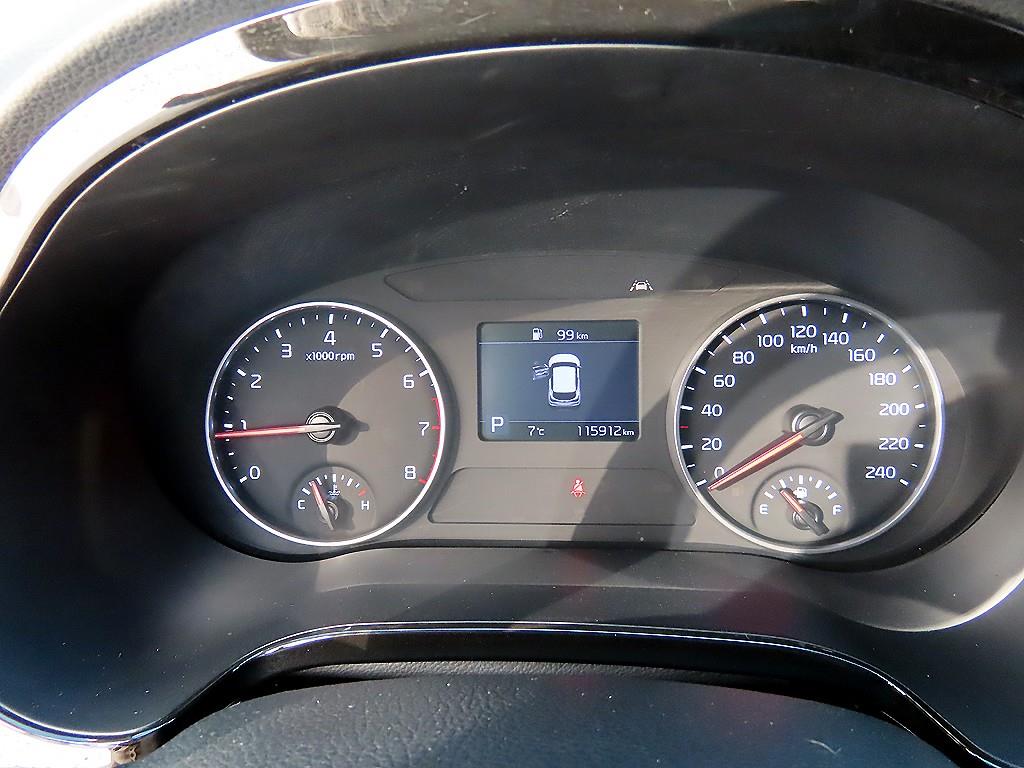 KIA Seltos - Vista 9