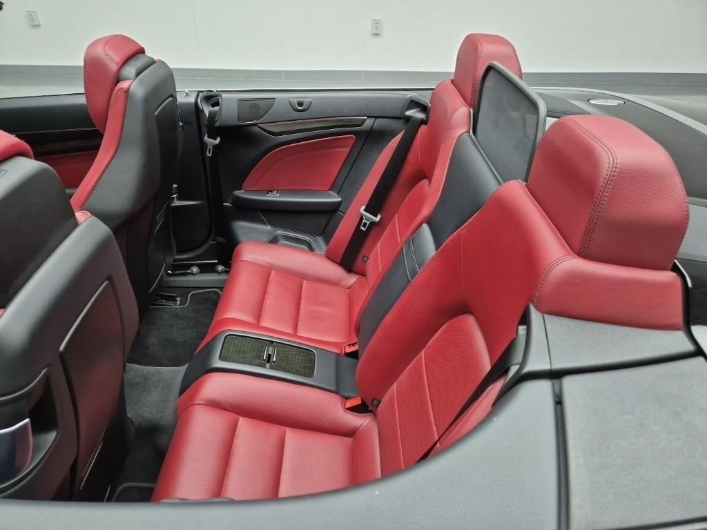 Mercedes Benz E class - Vista 12