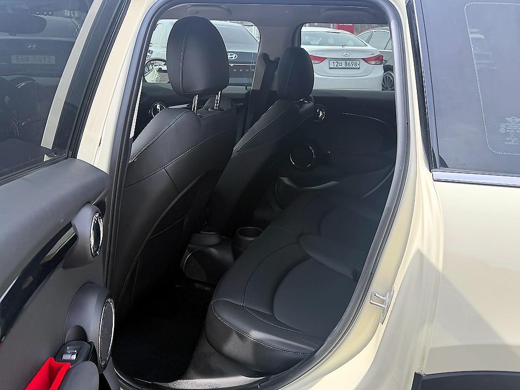 Mini Cooper - Vista 6