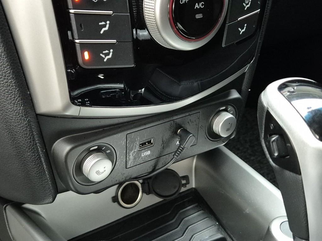 Ssangyong Tivoli - Vista 7