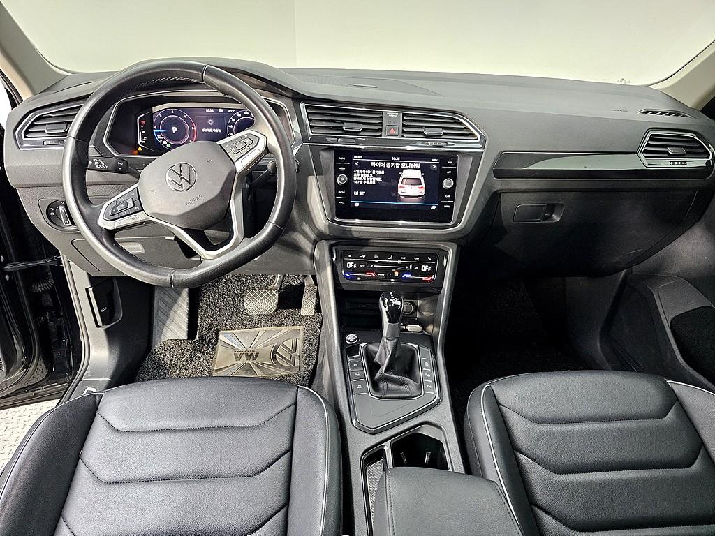 Volkswagen Tiguan - Vista 5