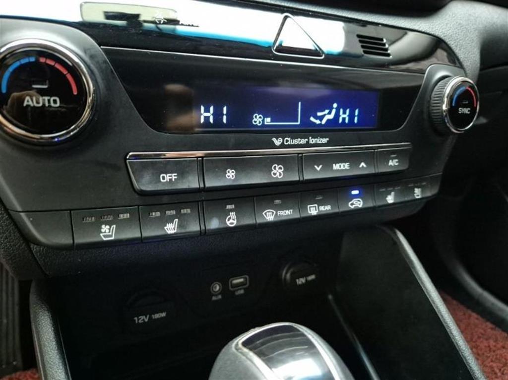 HYUNDAI Tucson 2017 Gris - Importación desde Corea - HF Imports Iquique - Foto 14