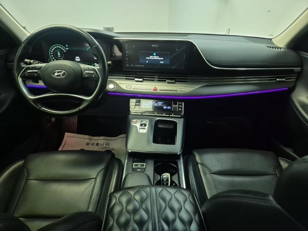 HYUNDAI Grandeur - Vista 7