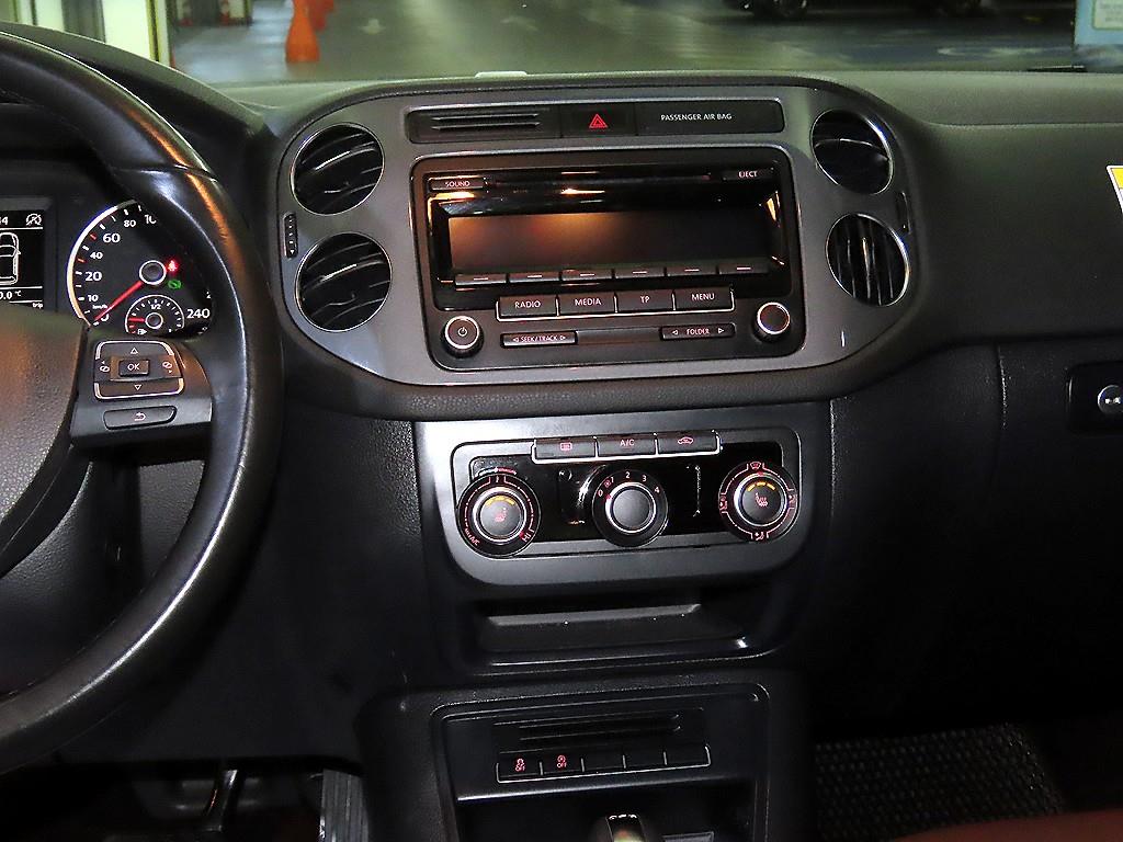 Volkswagen Tiguan - Vista 11