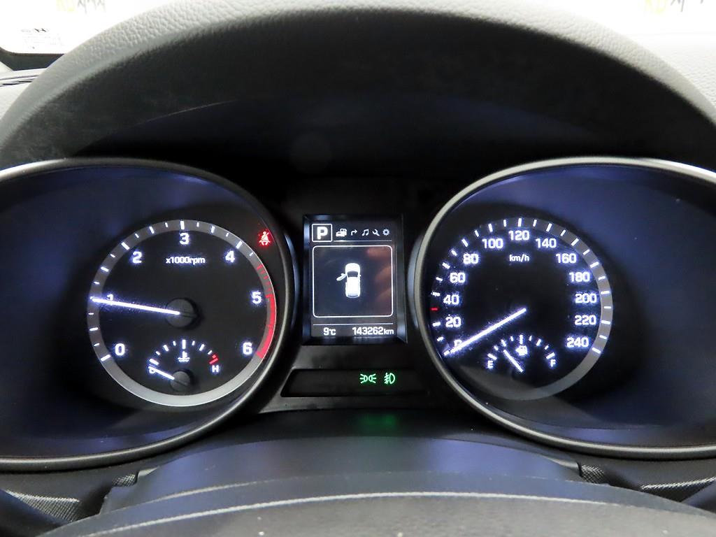 HYUNDAI Santa Fe - Vista 5