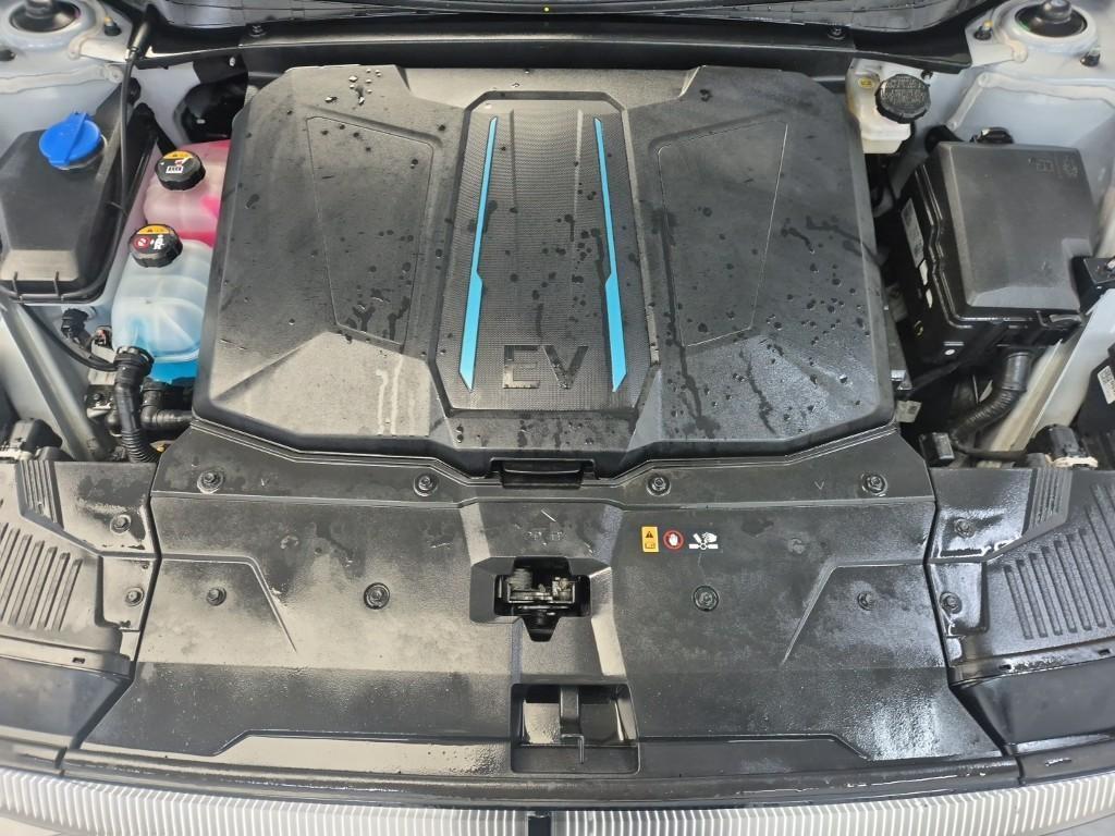 HYUNDAI Ioniq 5 - Vista 5