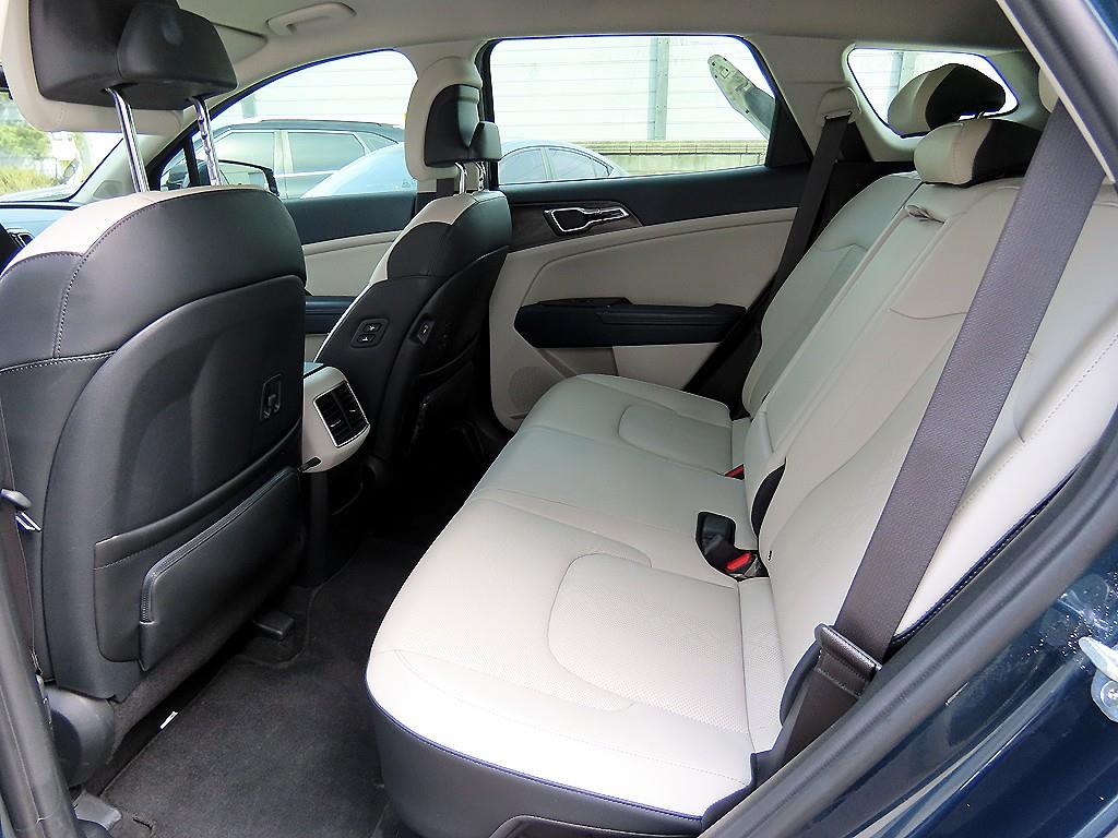 KIA Sportage - Vista 6