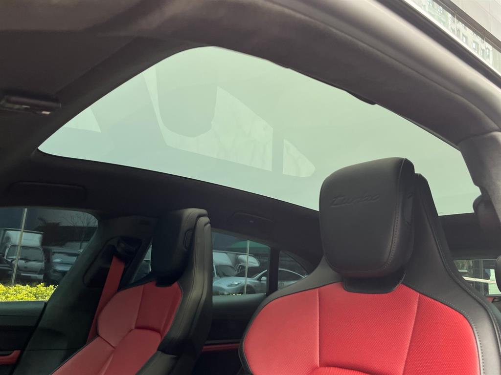 Porsche Taycan 2025 Negro - Importación desde Corea - HF Imports Iquique - Foto 14