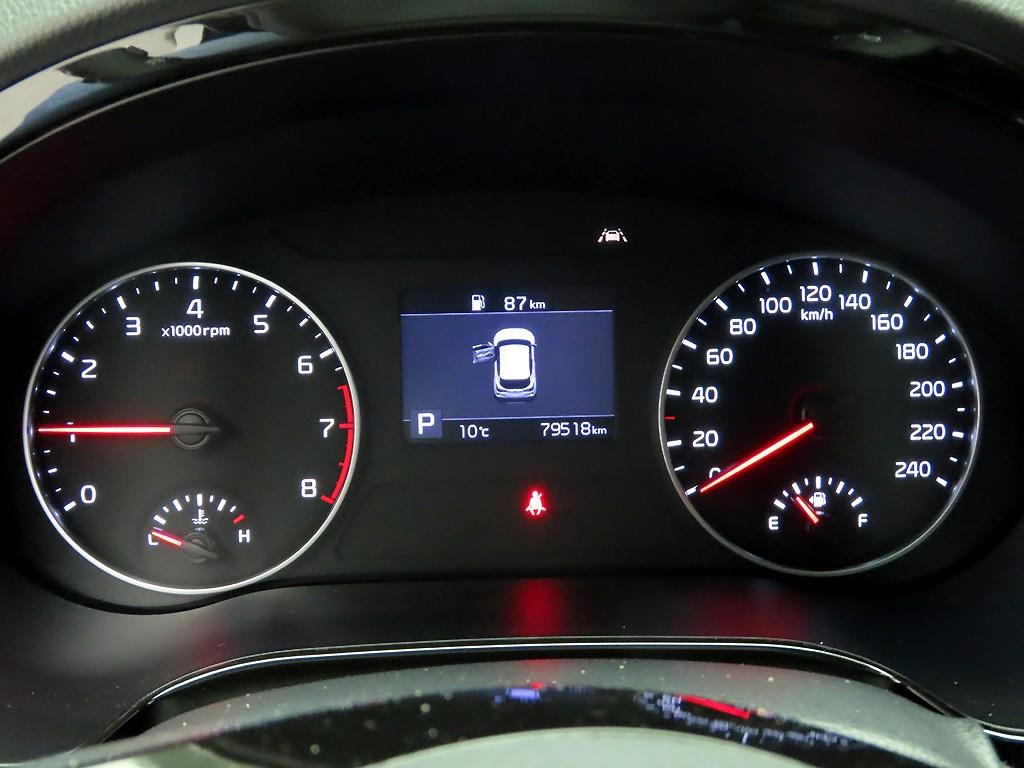 KIA Seltos - Vista 6