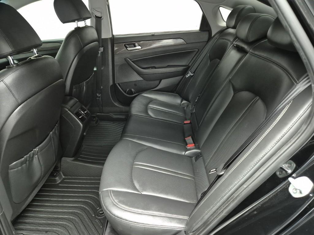 HYUNDAI Sonata - Vista 12