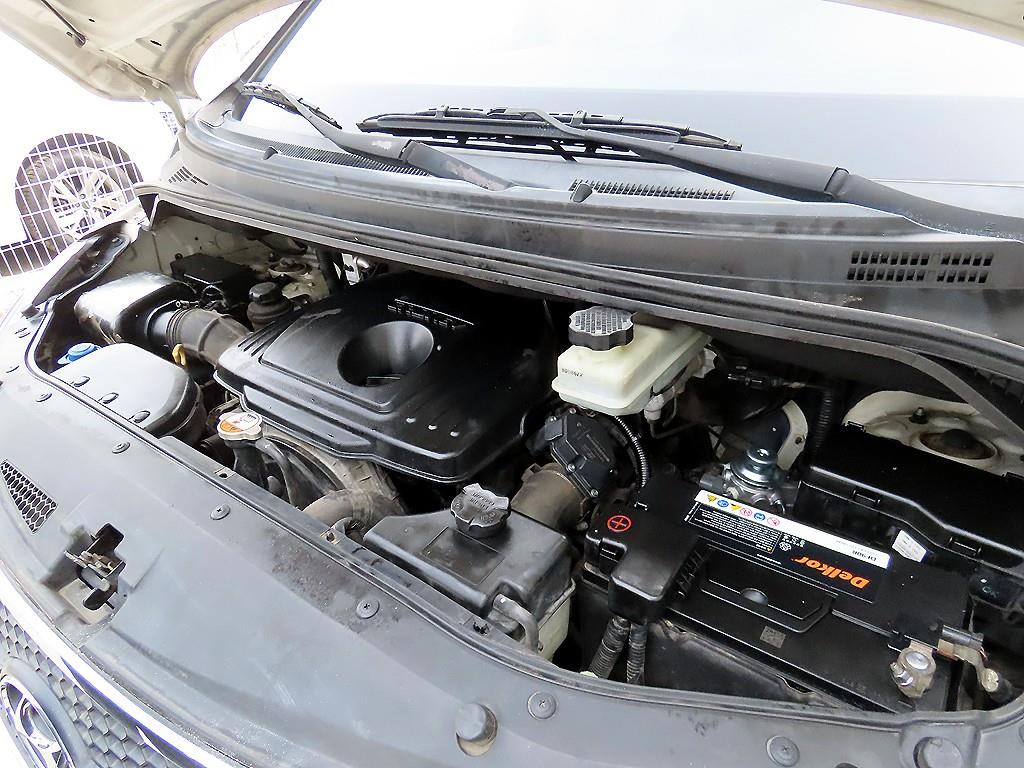 HYUNDAI Starex 2014 Blanco - Importación desde Corea - HF Imports Iquique - Foto 17