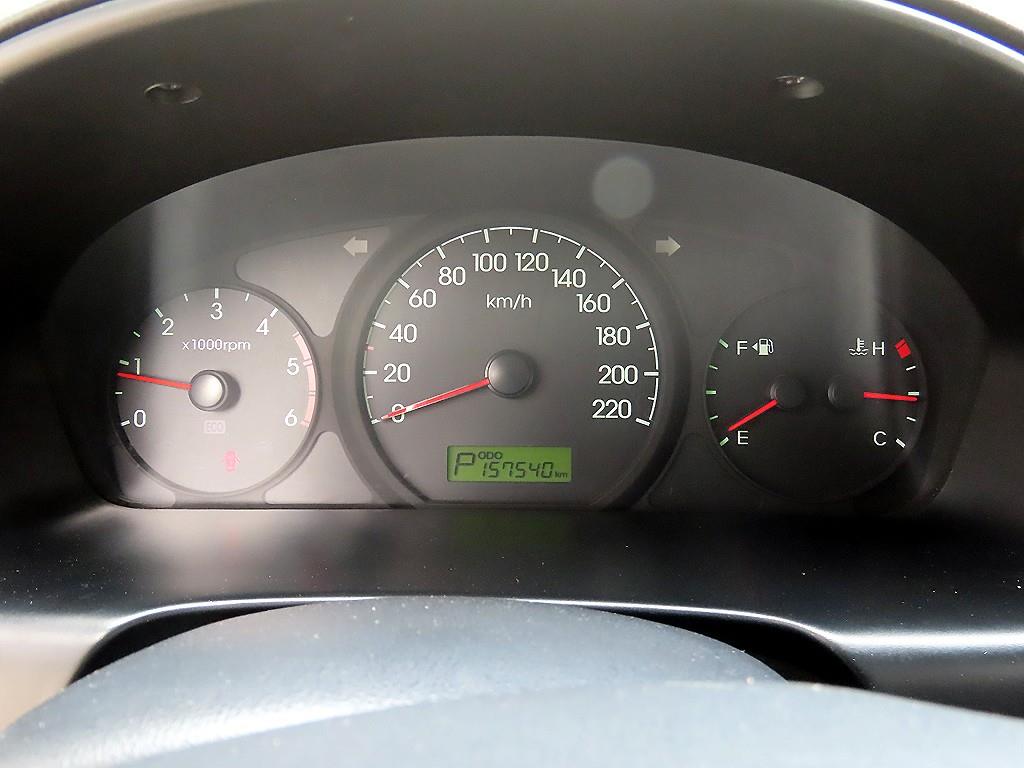 HYUNDAI Starex - Vista 9