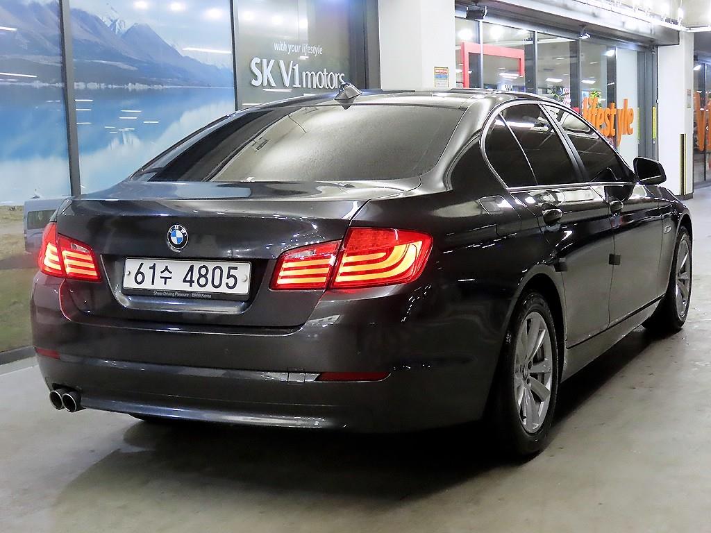BMW 5 Series - Vista 4