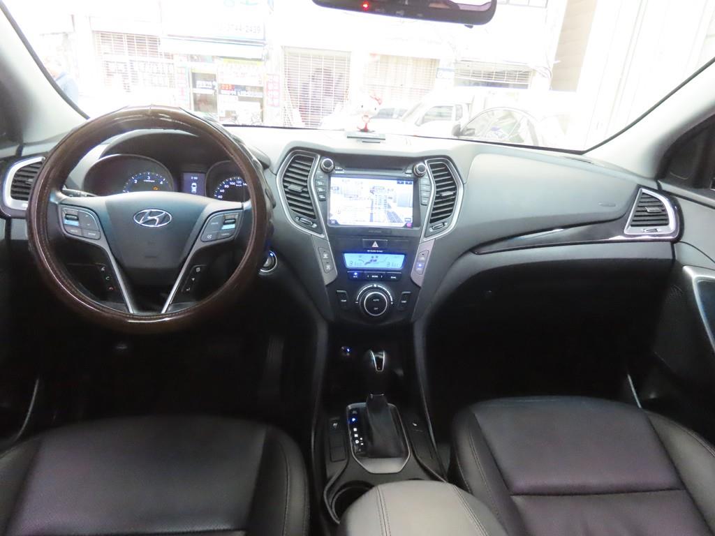 HYUNDAI Santa Fe - Vista 7