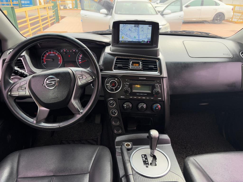 Ssangyong Korando - Vista 5